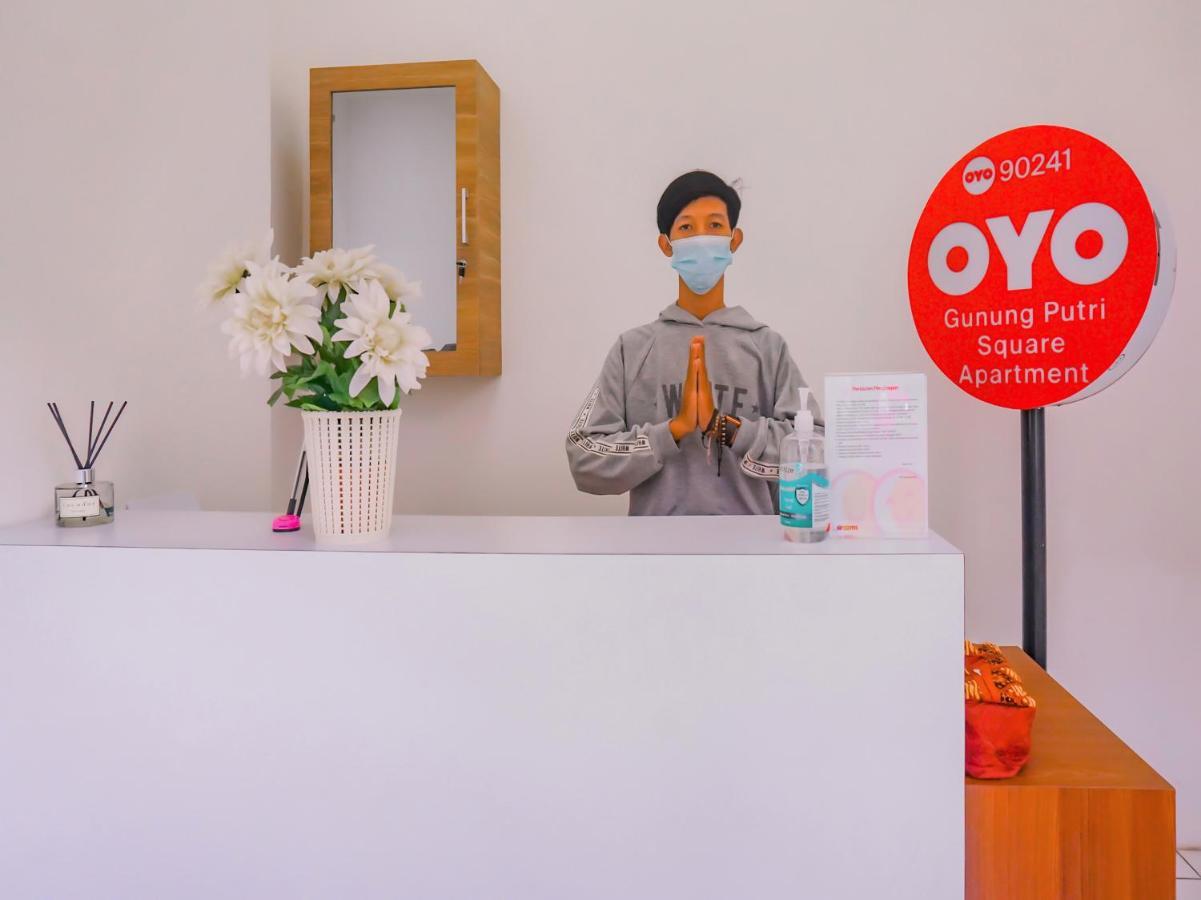 Oyo 90241 Sirooms Apartmen Gunung Putri 보고르 외부 사진