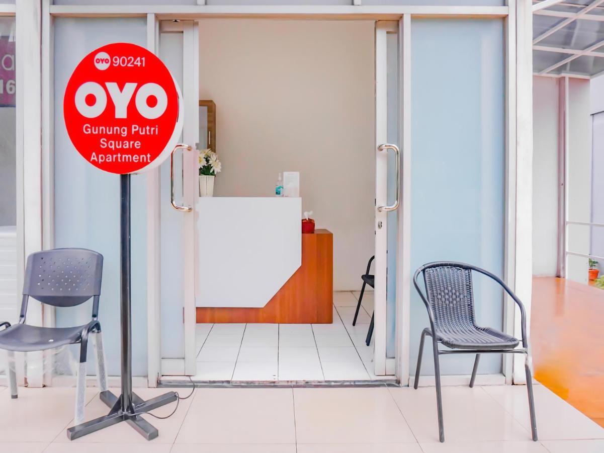 Oyo 90241 Sirooms Apartmen Gunung Putri 보고르 외부 사진
