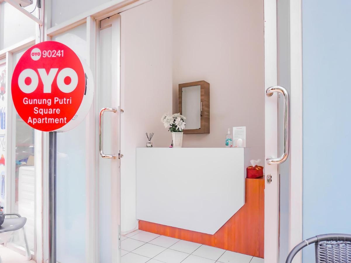 Oyo 90241 Sirooms Apartmen Gunung Putri 보고르 외부 사진