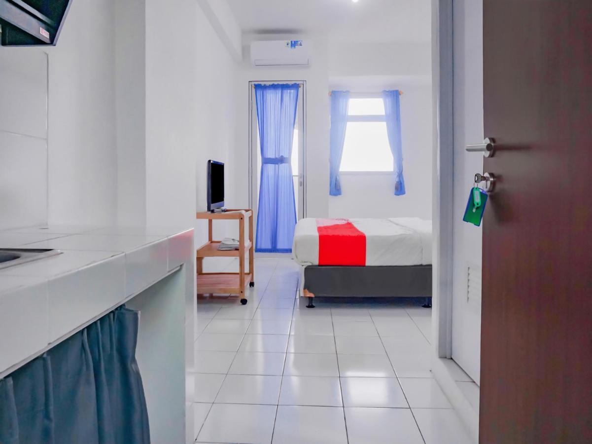 Oyo 90241 Sirooms Apartmen Gunung Putri 보고르 외부 사진